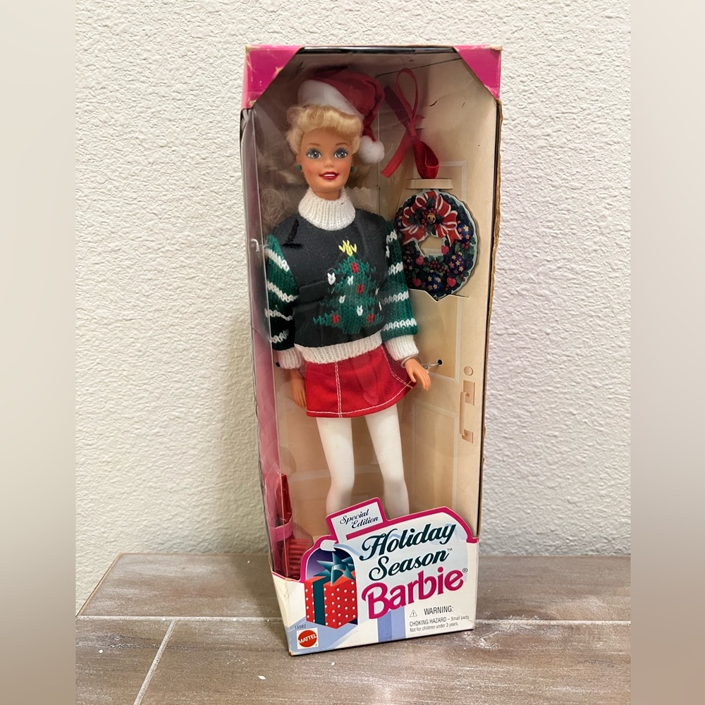 Vintage 1996 Holiday Season Barbie